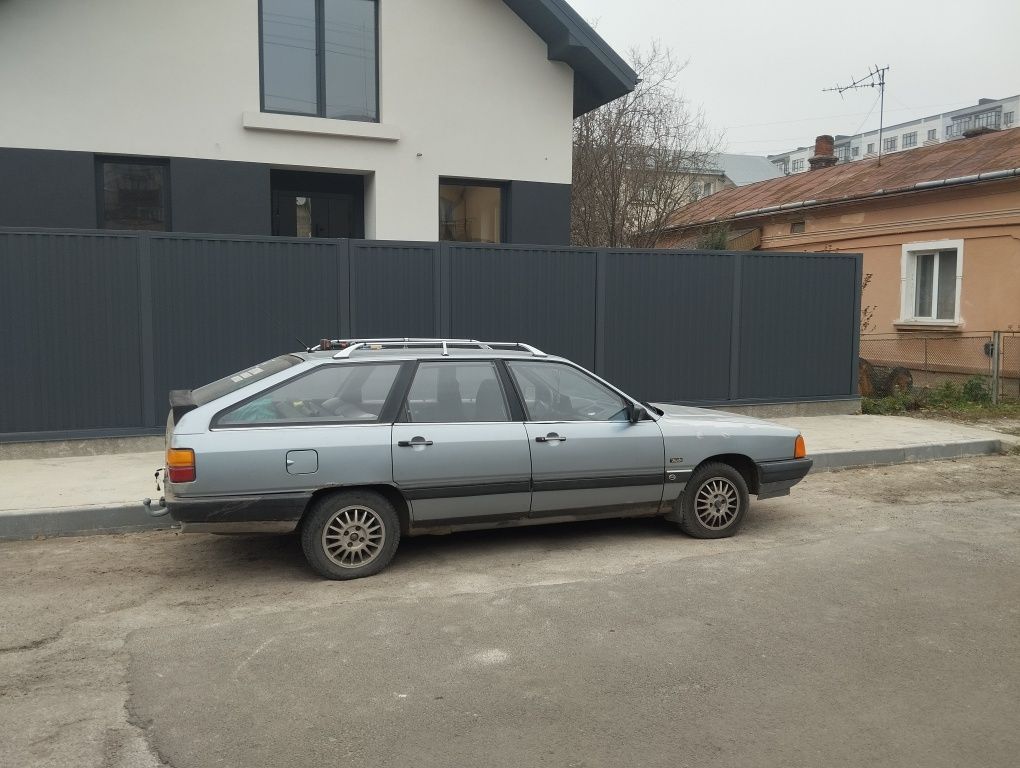 Продам автомобіль ауді