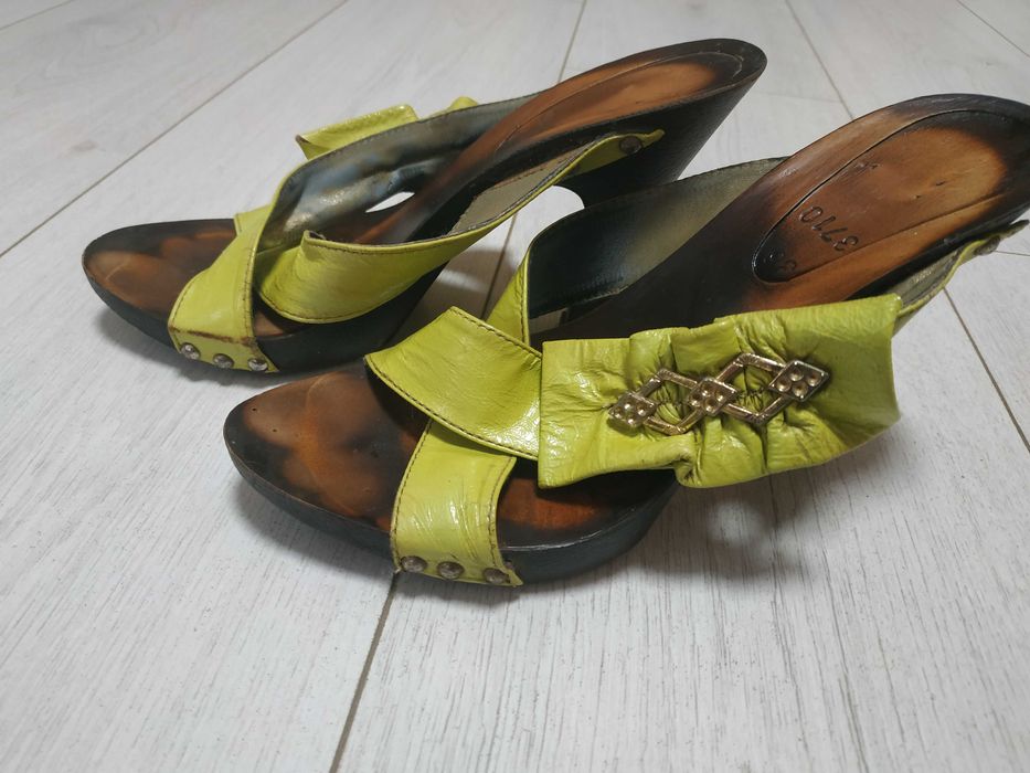 Женские  кросівки кожа замш ботинки