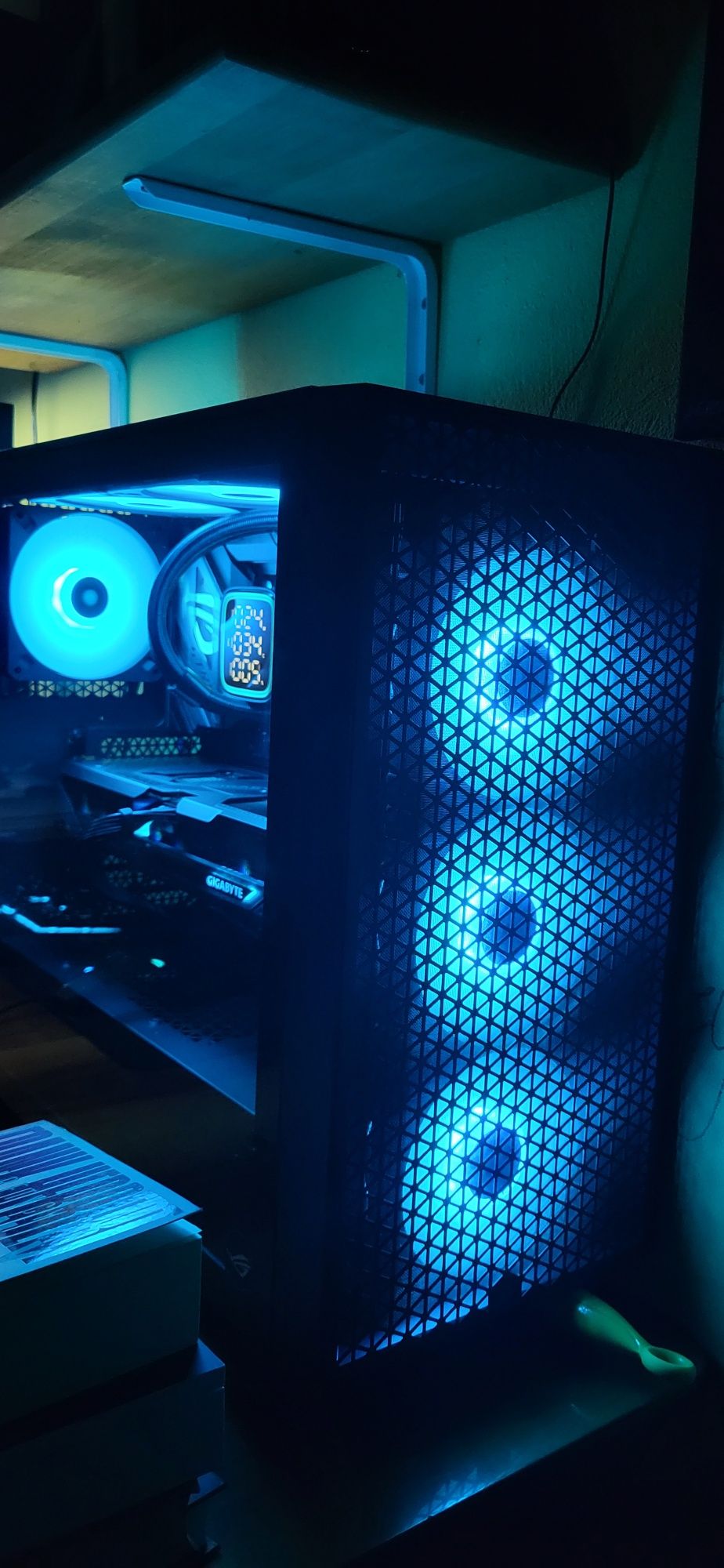 Komputer Gamingowy i5 14600kf, rtx 5070, 1tb, win11, 32 gb ram ddr5