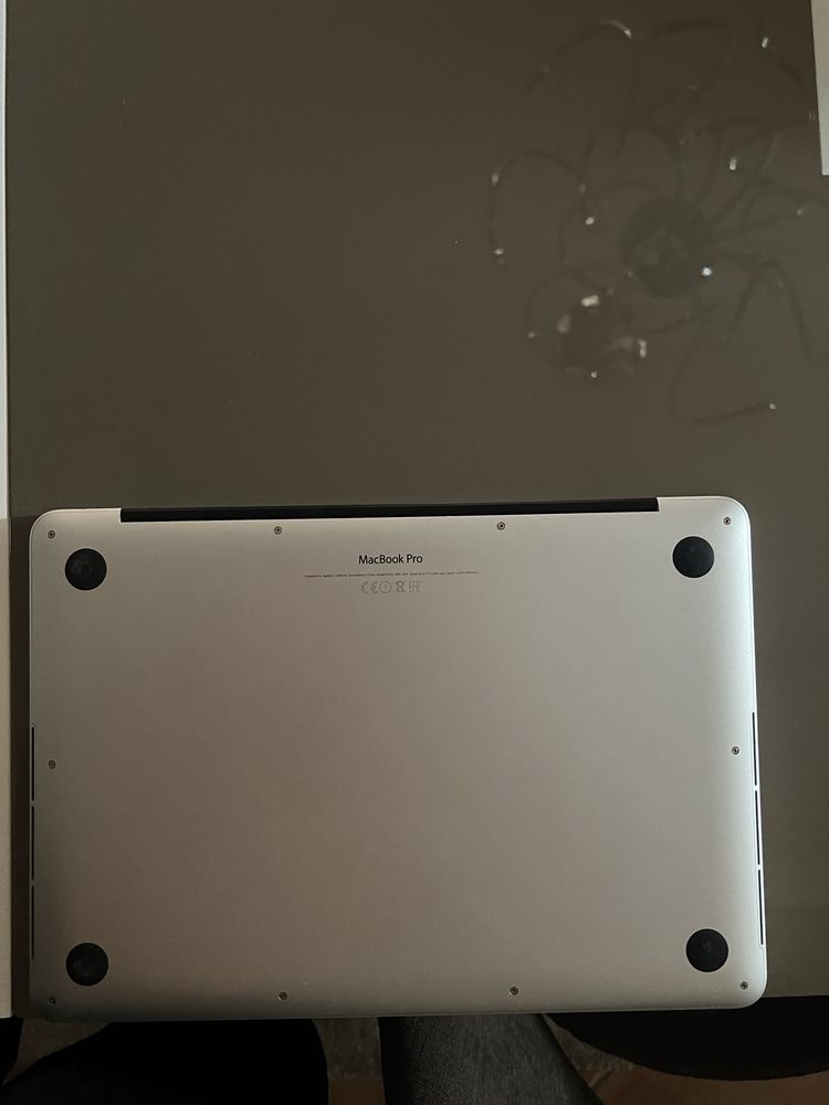 Macbook apple pro ( retina 13 polegadas )