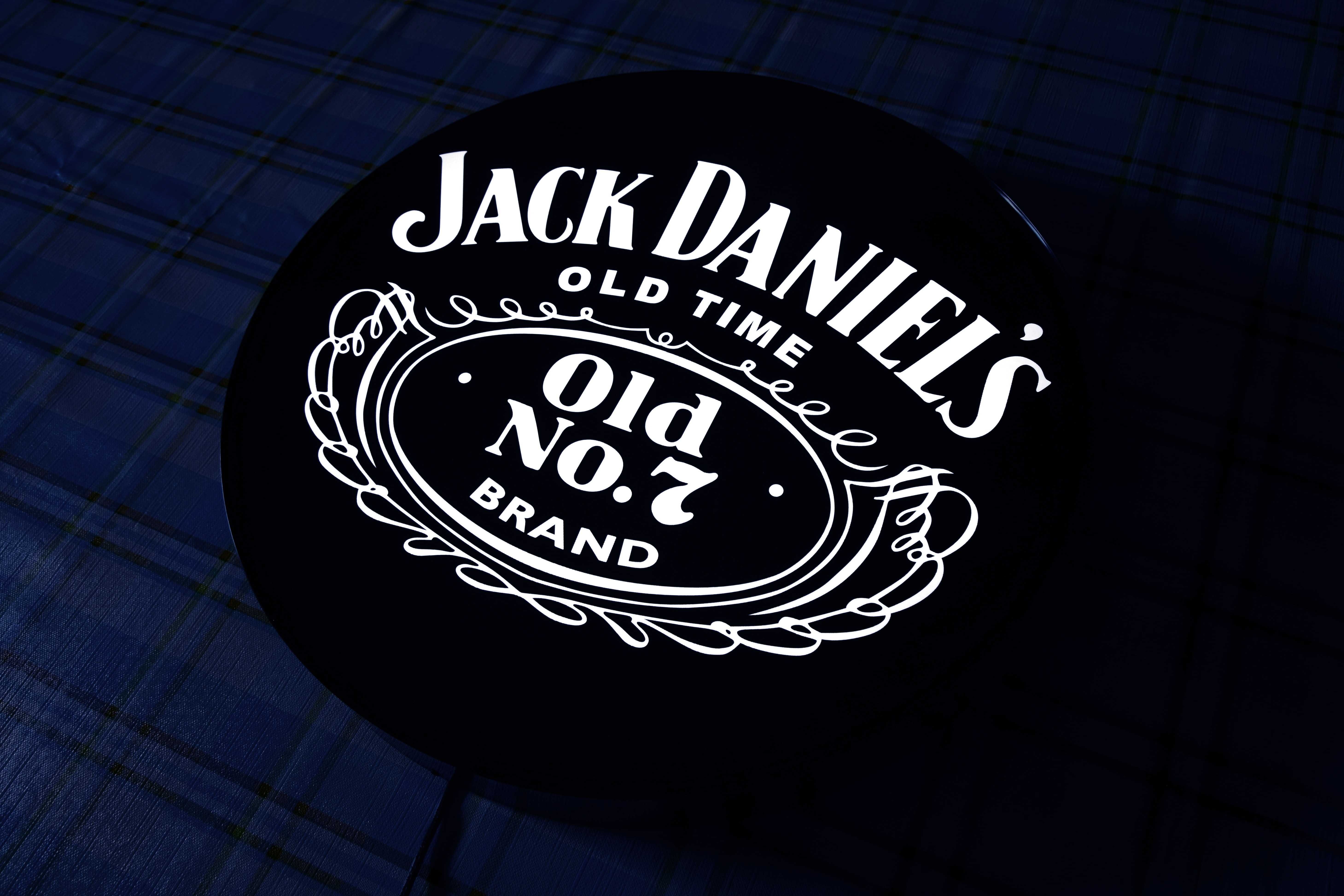 Podświetlane logo JACK DANIELS, Reklama LED, NEON, Szyld, Prezent