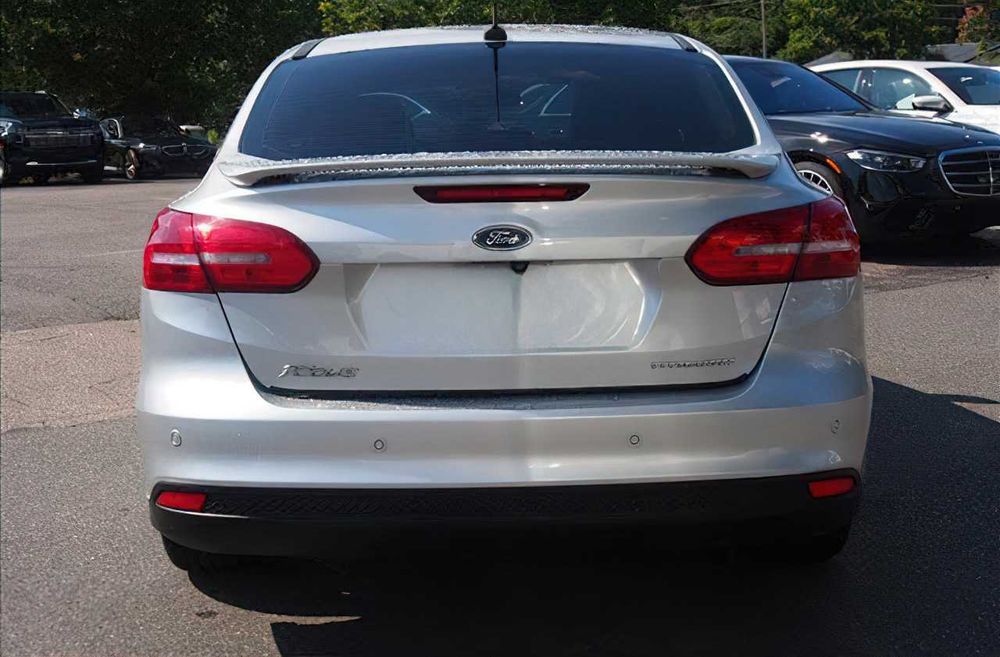 Ford Focus Titanium      2018