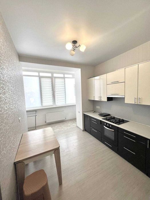 Продається 1к к-ра в максимальній близькості до моря,зручний 2й поверх