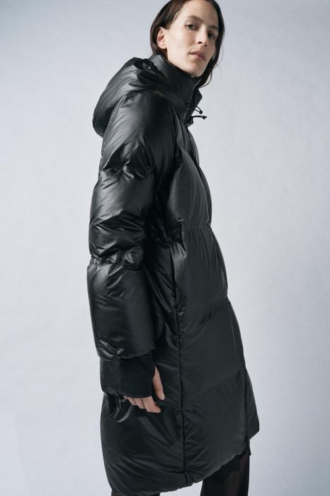 Новий пуховик Zara