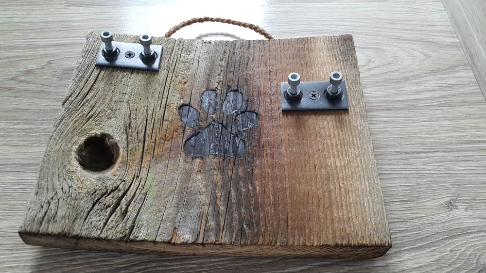 Wieszak na klucze z drewna. KEY HANGER , prezent, upominek.