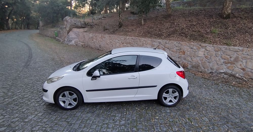 Peugeot 207 1.4 HDI