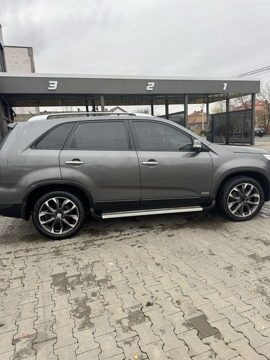 Продам власне авто кіа сорентов завдский фарбі.