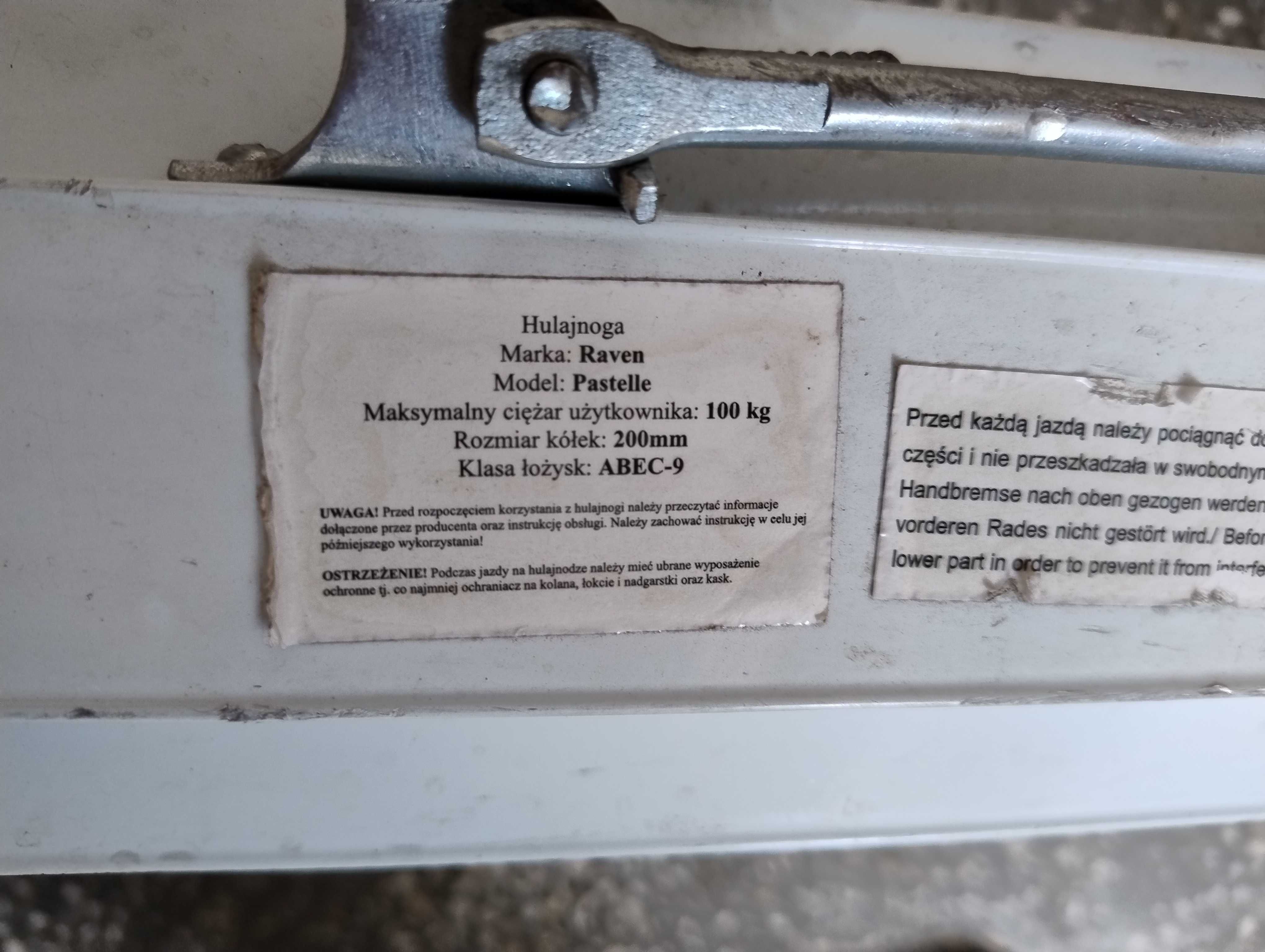 Hulajnoga marki Raven 200 mm składana, jest uszkodzona -czytaj opis!!!