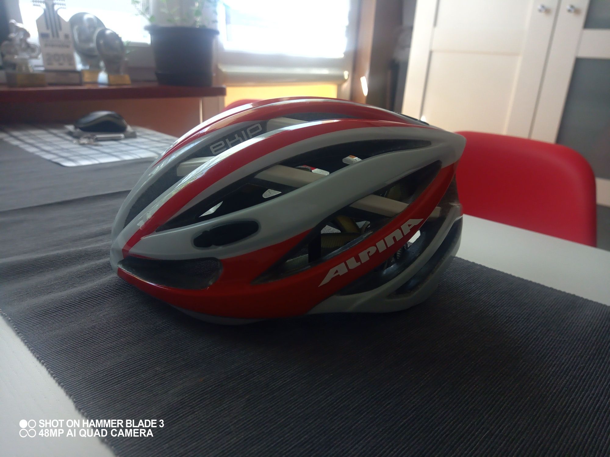 Kask Alpina ekip