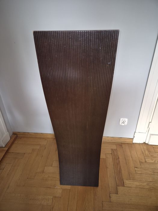 Krzesła do salonu komplet