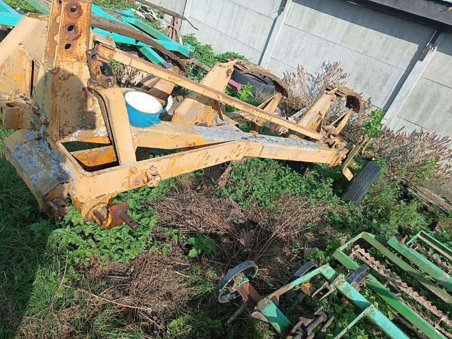 Pług 3 skiby resor Howard