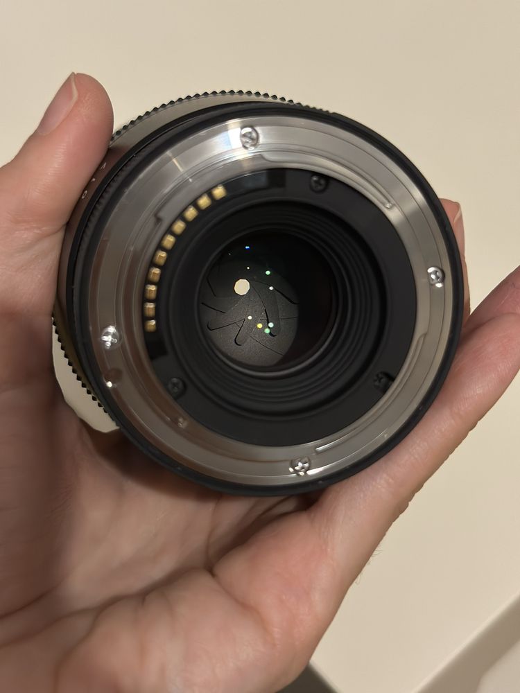 Obiektyw SIGMA Digital 16mm f/1.4 DC DN do Sony-E