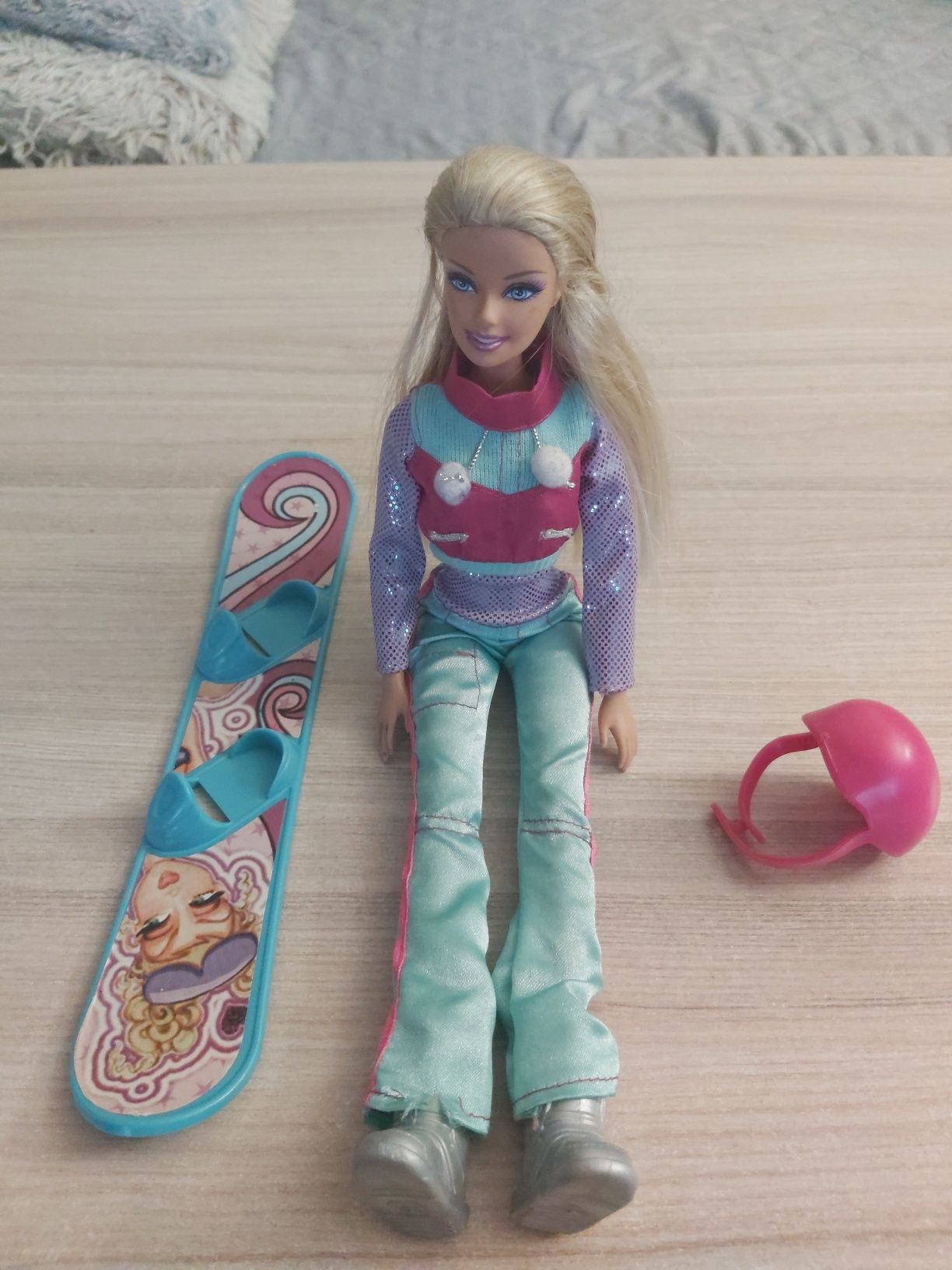 Lalka Barbie z deskami