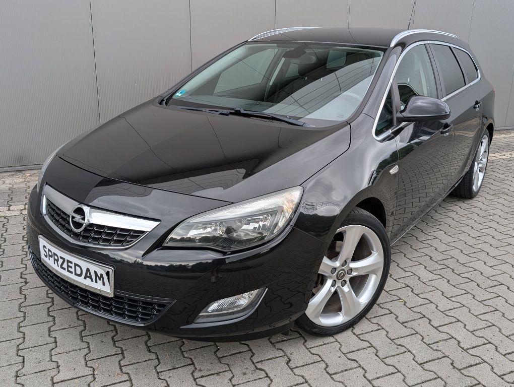 Opel Astra 1.6 Turbo Benzyna * Mały Przebieg * Bez Wkładu * Śliczna *