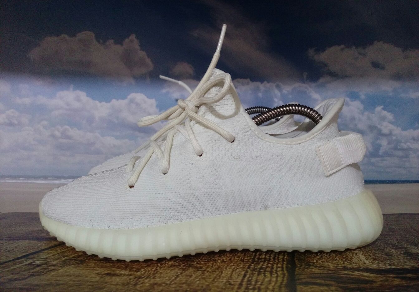 Adidas Yeezy Boost 350 V2  оригінал 26 см. літні кросівки унісекс