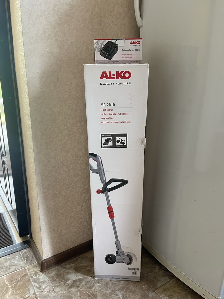 Акумуляторний очищувач швів бруківки, тротуарної плитки AL-KO EasyFlex