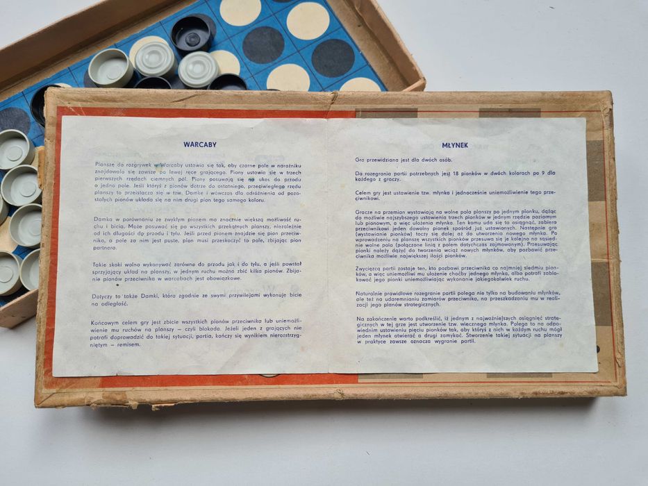 Warcaby Młynek – planszowa podróż w czasie! zabawka z PRL-u