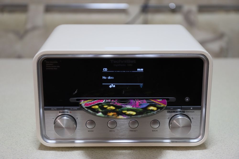 TechniSat 580  интернет радио