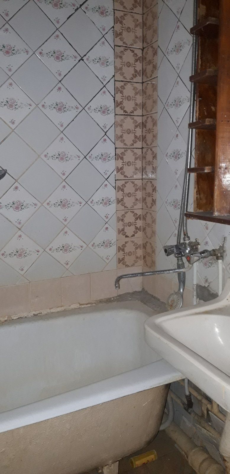 Продам 3-к квартиру улучшенной планировки метро Масельского