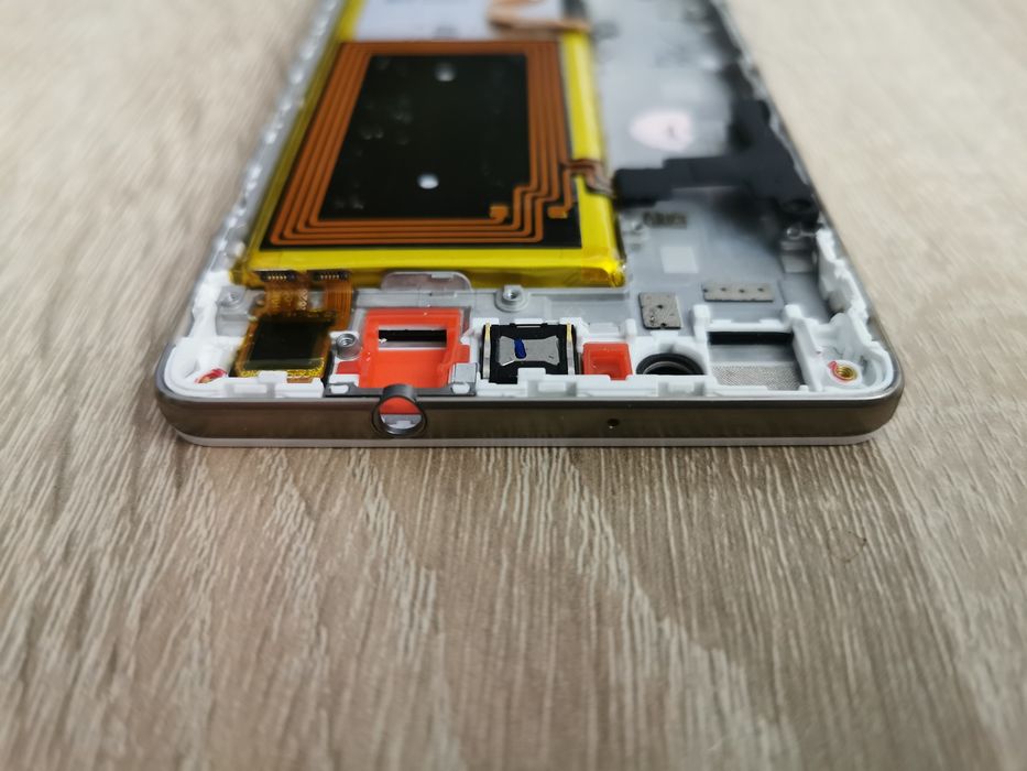 Oryginalny set wyświetlacz korpus bateria Huawei P8 Lite  ALE-L21