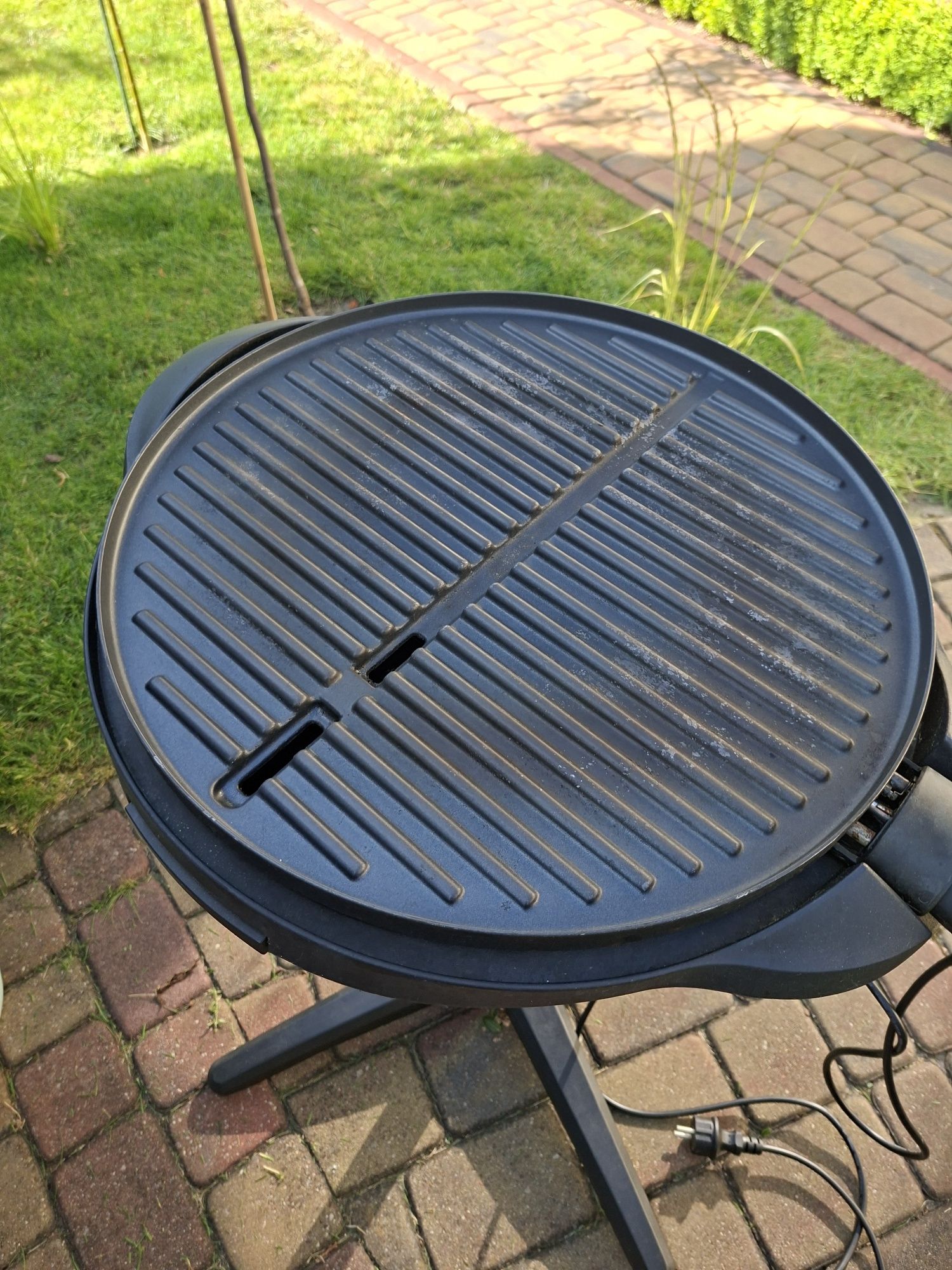 Grill elektryczny z termometrem