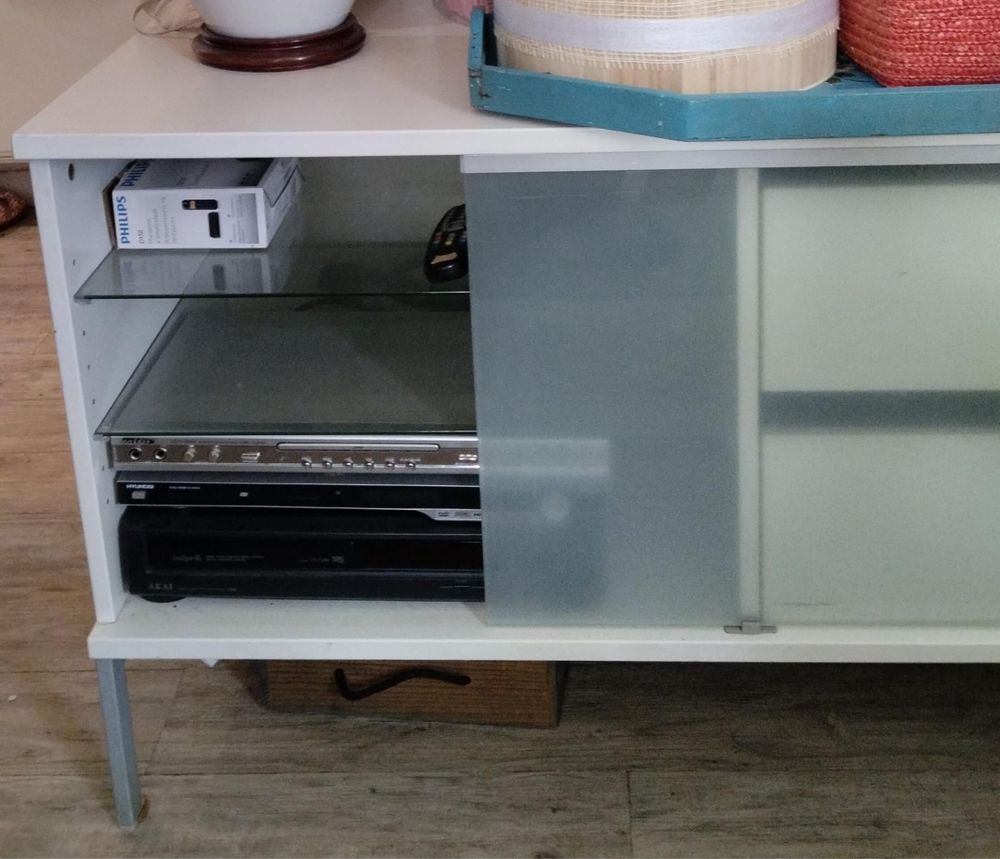 Movel Ikea - portas vidro