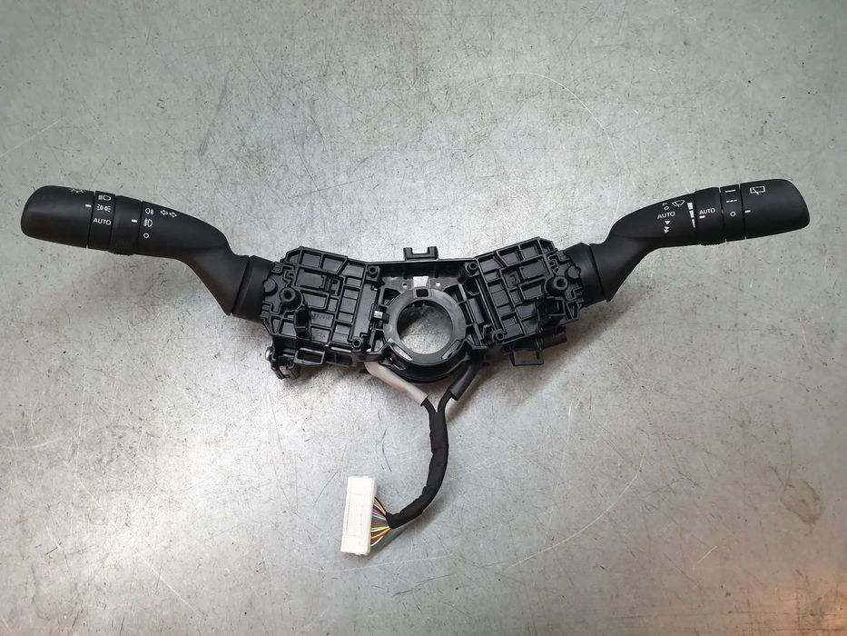 Conjunto / manetes de luzes e limpa vidros TOYOTA Corolla Hatchback (_