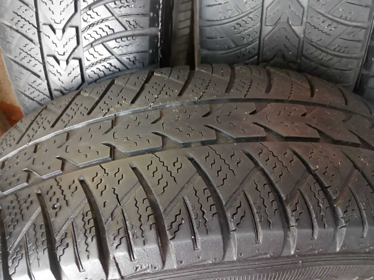 шины зима175/70 R13