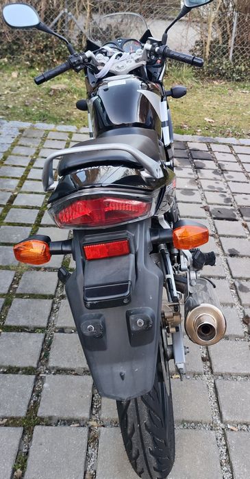 Honda cbr125r jc34