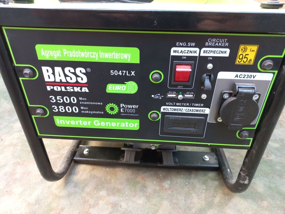 Портативний інверторний генератор 3,8 кВт AVR Bass Polska