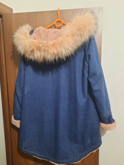 Куртка джинсова жіноча