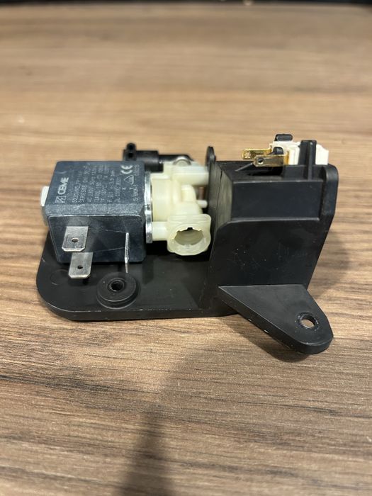 Delonghi Magnifica esam elektrozawór