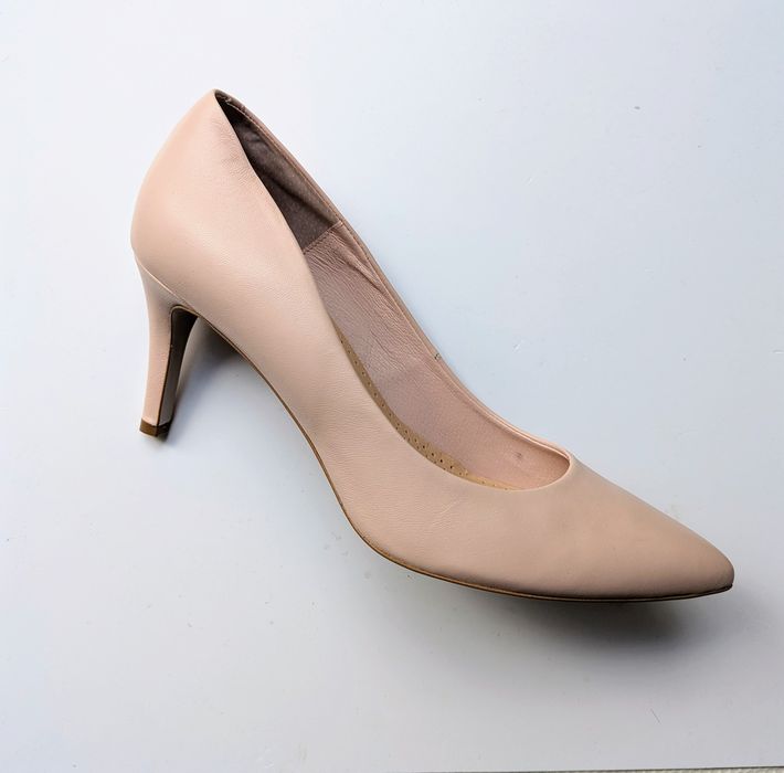 Szpilki pudrowy róż rozmiar 40 bravomoda / nowe, nie noszone