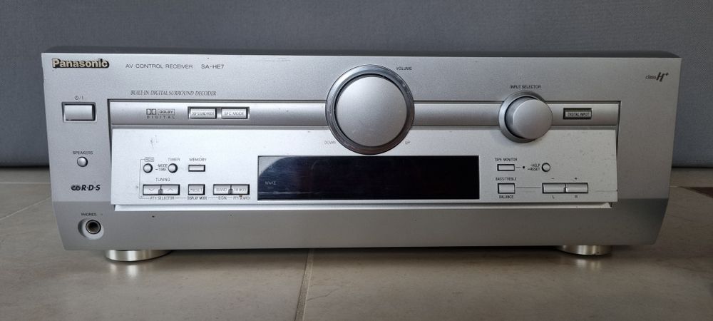 Amplituner Panasonic SA-HE7