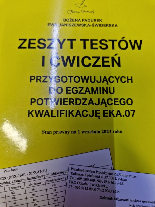 Zeszyt testów i ćwiczeń przygotowujących na egzaminu Bożena Padurek