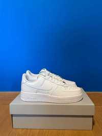 Nike Air Force 1 Low '07 White   38.5