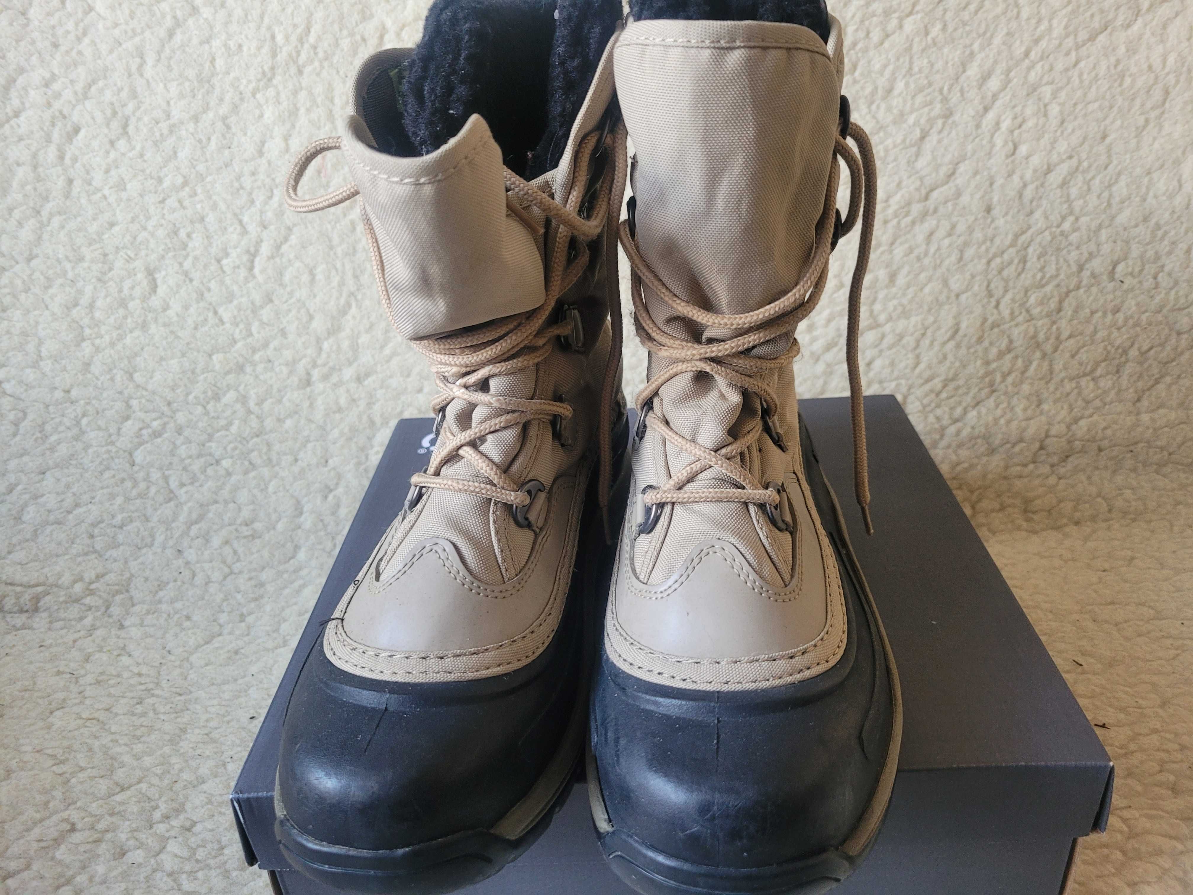 Ekstra ciepłe -40 C śniegowce Kamik Celebrate r.40 wkł.26 cm