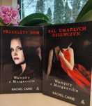 Wampiry z Morganville.  "Przeklęty dom" i " Bal umarłych dziewczyn"