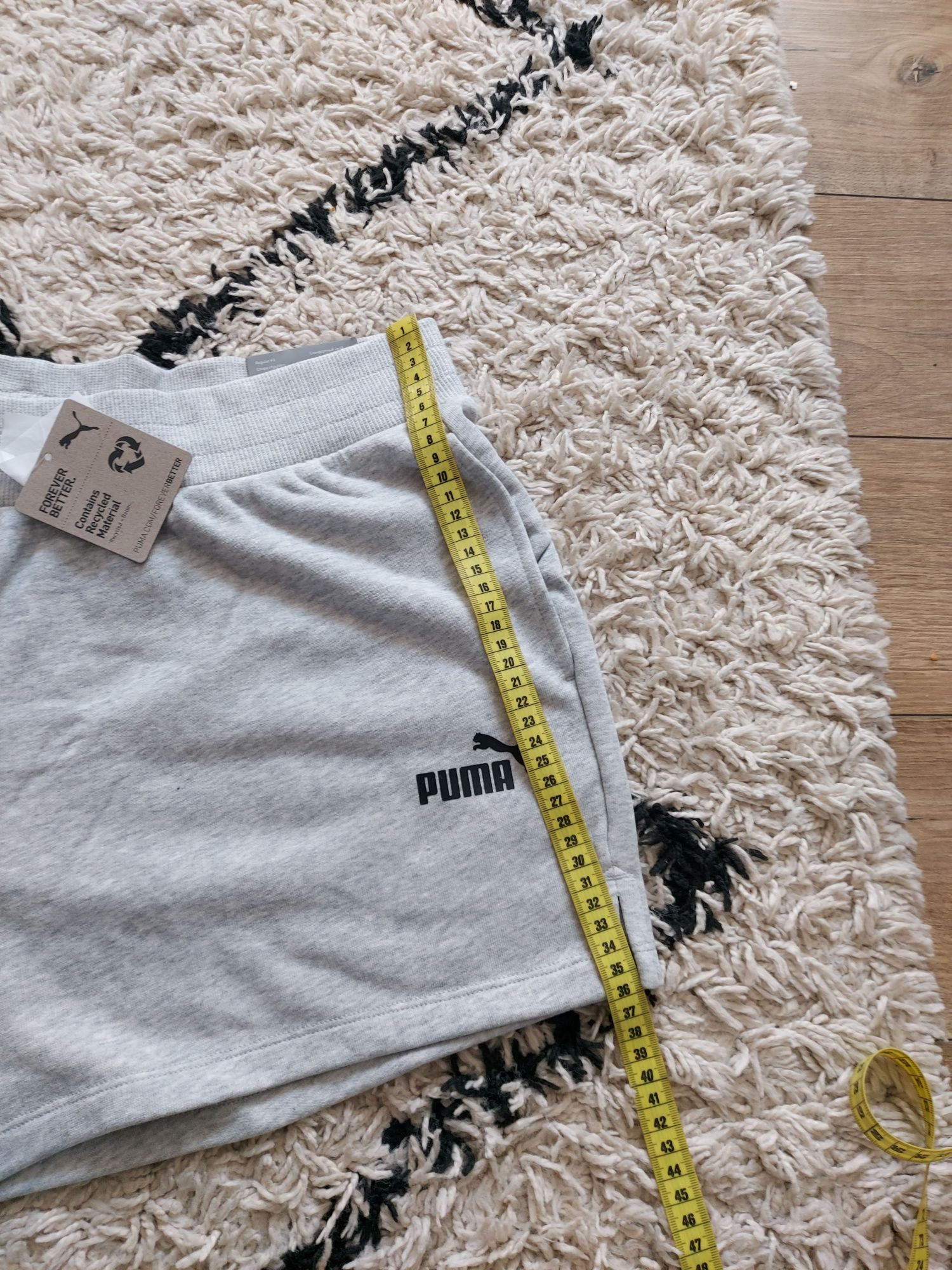 Nowe szorty Puma XXL