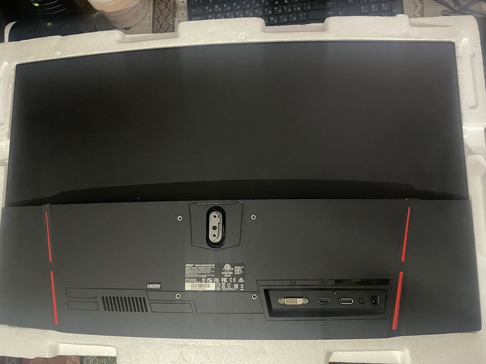 Монітор MSI Optix AG32CQ