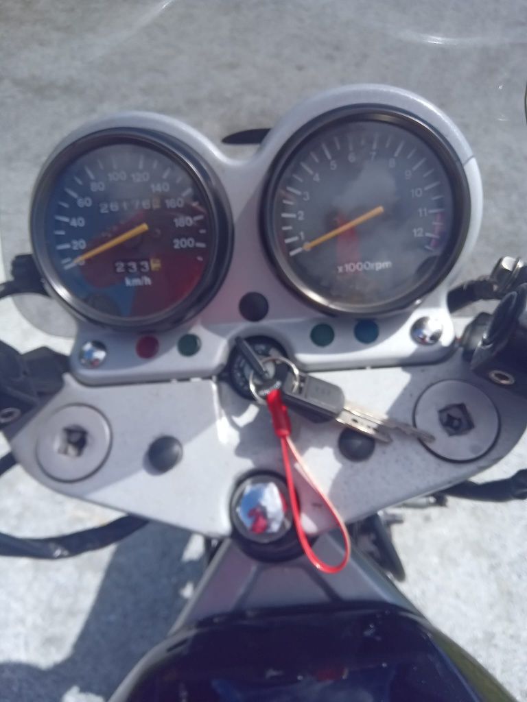 Suzuki gs500e impecável
