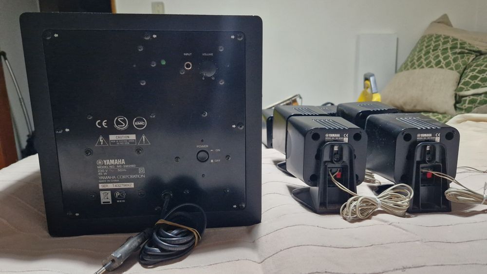 sistema de som surround de cinema em casa NS-P285 Yamaha