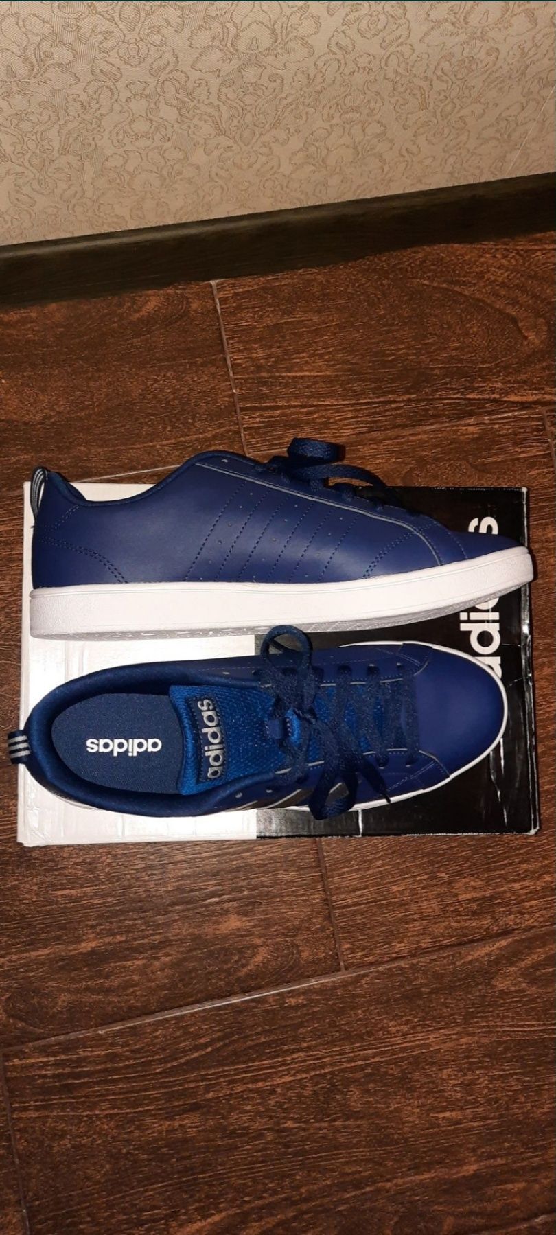 Adidas оригінал 44