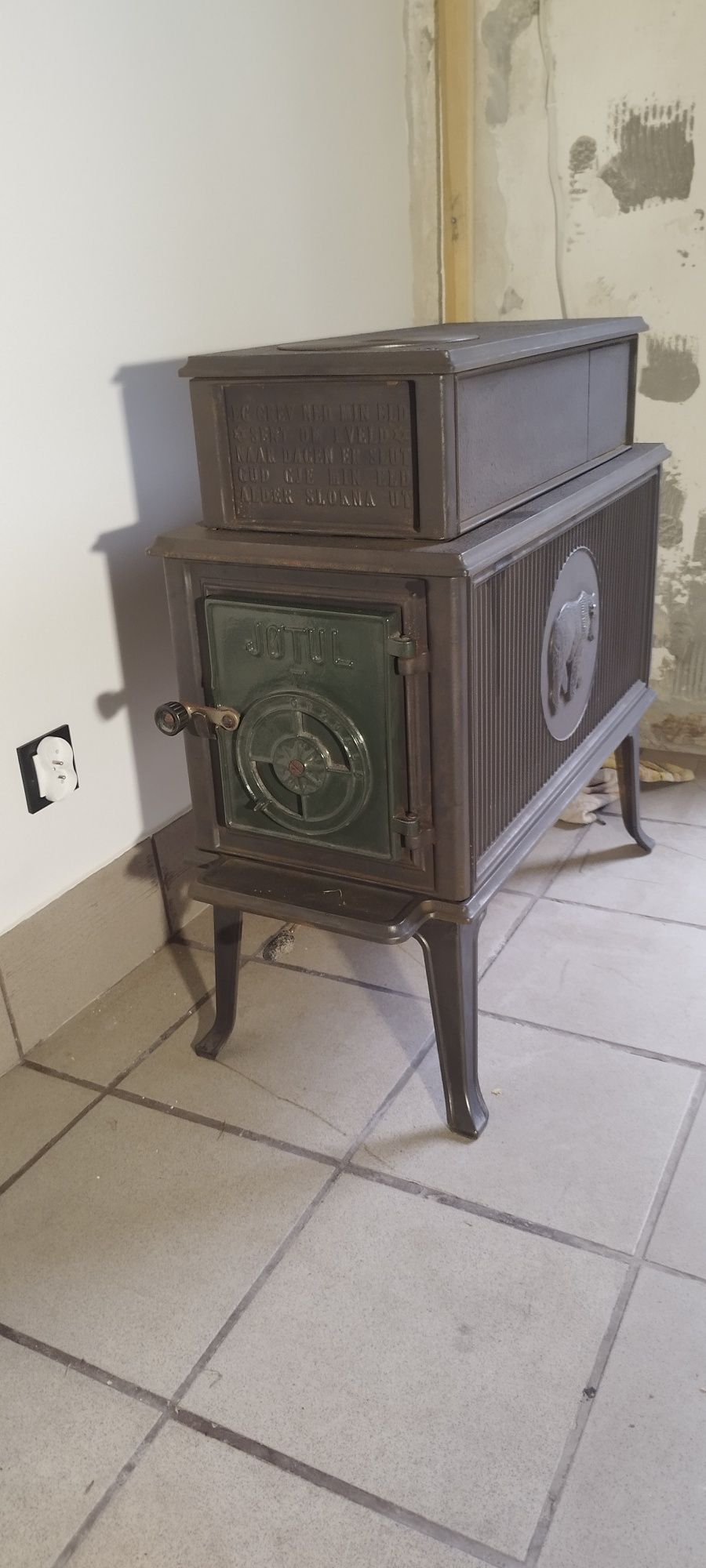 Piec koza JOTUL po przeglądzie.. bardzo wydajny.