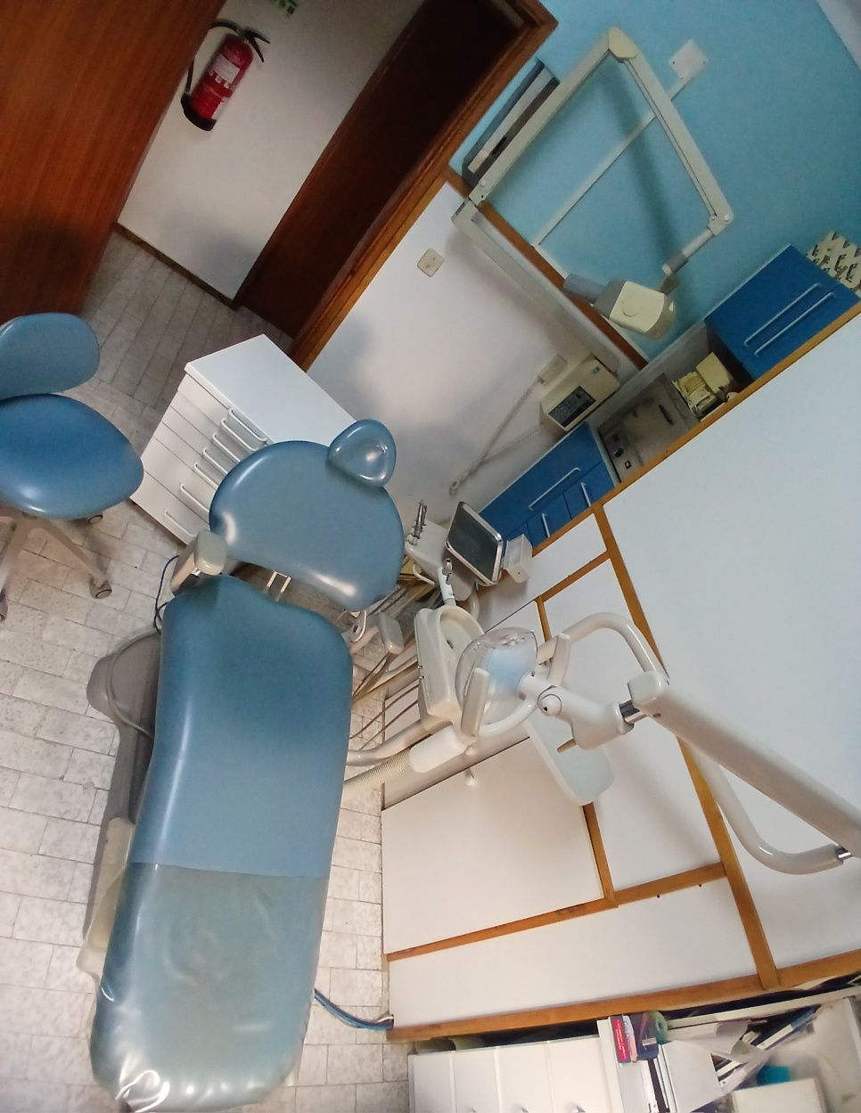 Material e equipamento dentário