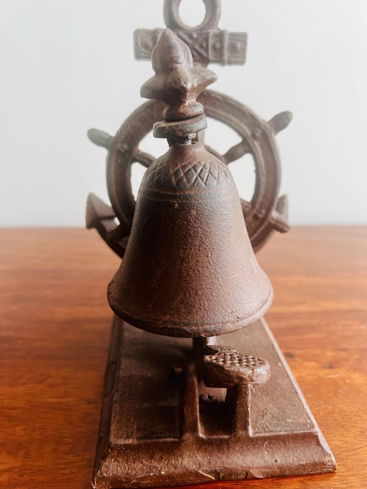 Campainha de balcão de navio