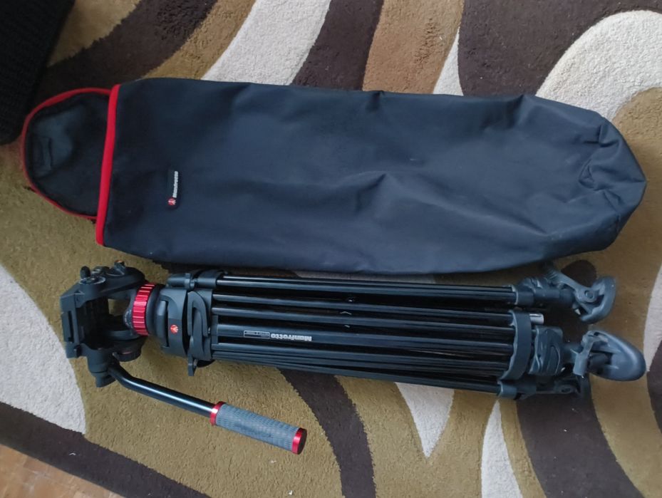 Штатив Manfrotto 546B + голова MVH502A