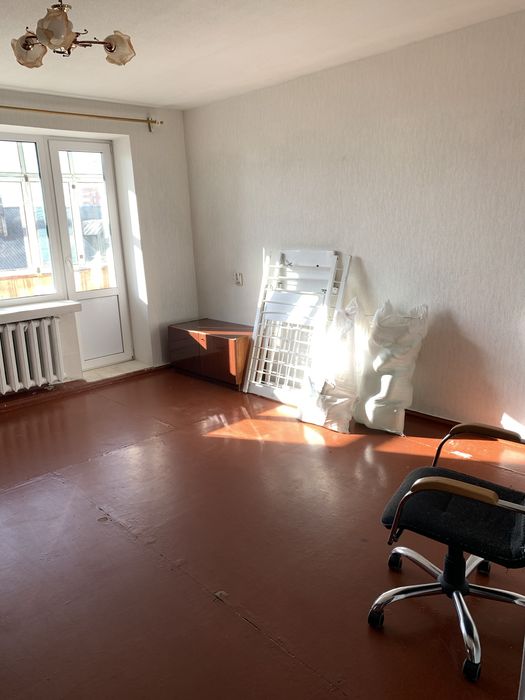 Продаж 3к квартири в цегляному будинку на 3 поверсі