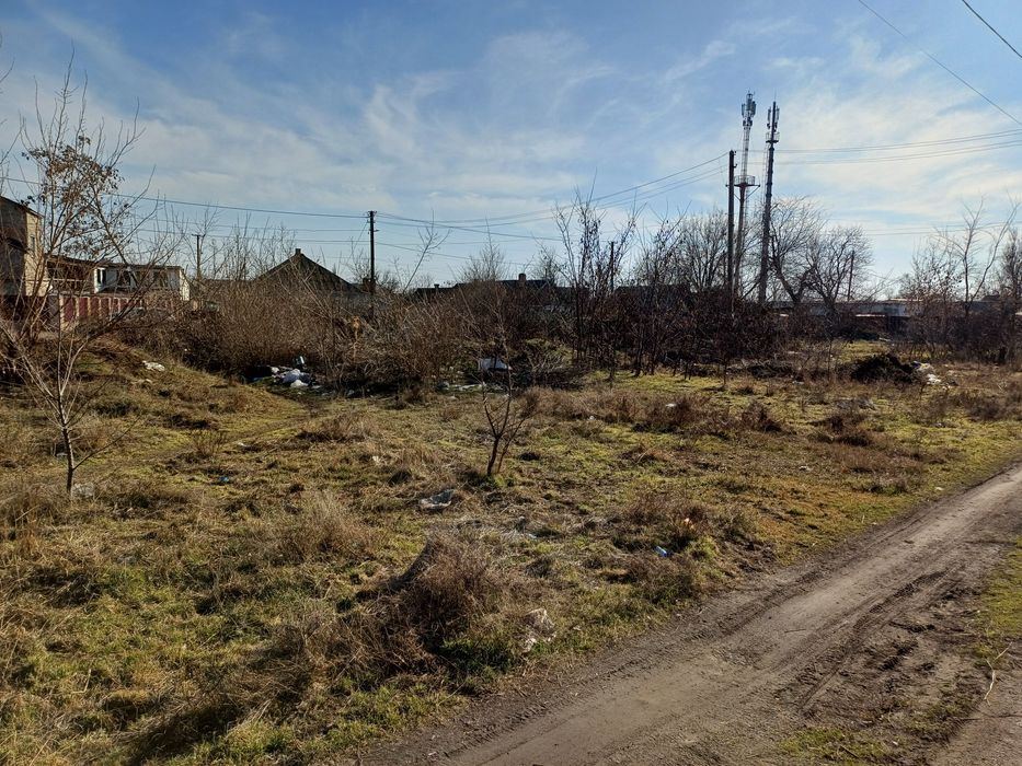 Продам участок  8 сот.на ЖД Вокзале Владимировская 7
