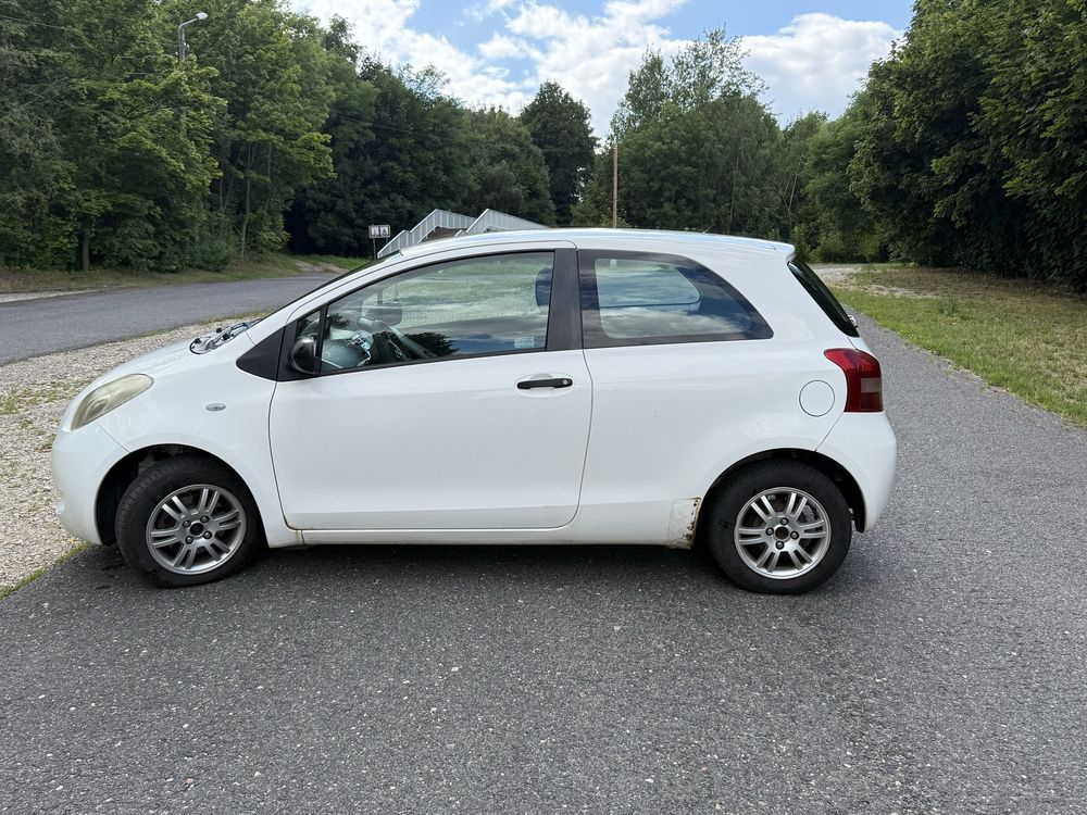 Toyota yaris 1.0